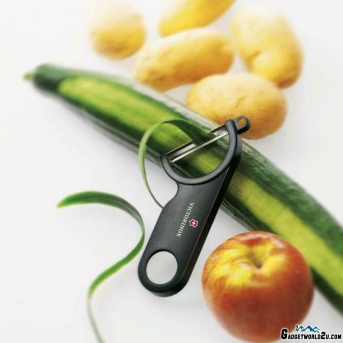 Victorinox Potato Peeler Black Kitchen Fruit Vegetable Peeler 7.6073.3