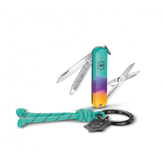 Victorinox Classic SD Sydney Style Multitool w Key Ring 0.6223.E222
