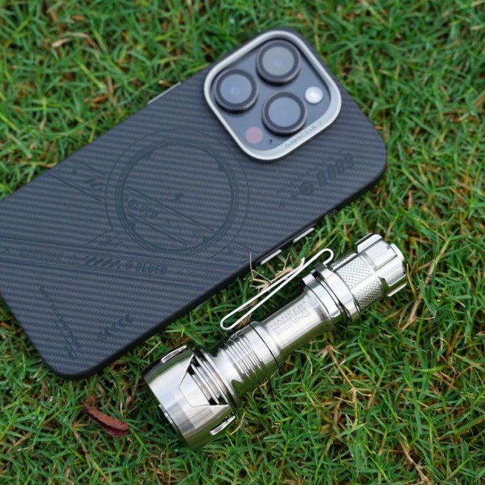 Manker Striker Mini Ti TITANIUM NATURAL Osram KW CSLNM1.TG LED 635L Rechargeable Pocket Tactical Flashlight