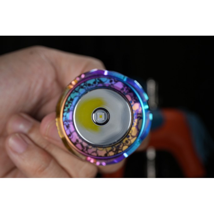 Manker Striker Mini Color Ti TITANIUM NEBULA (SKULL) Osram KW CSLNM1.TG LED 635L Rechargeable Pocket Tactical Flashlight